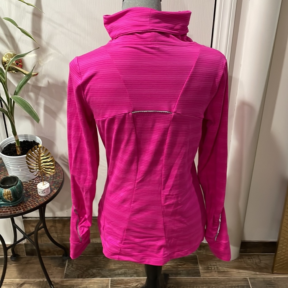 Mondetta Activewear Top - Picture 7 of 10